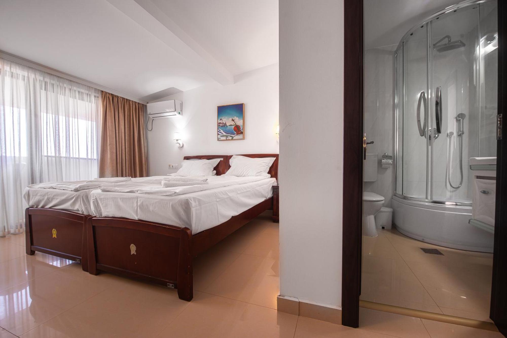 Sunrise Hotel Венус Екстериор снимка
